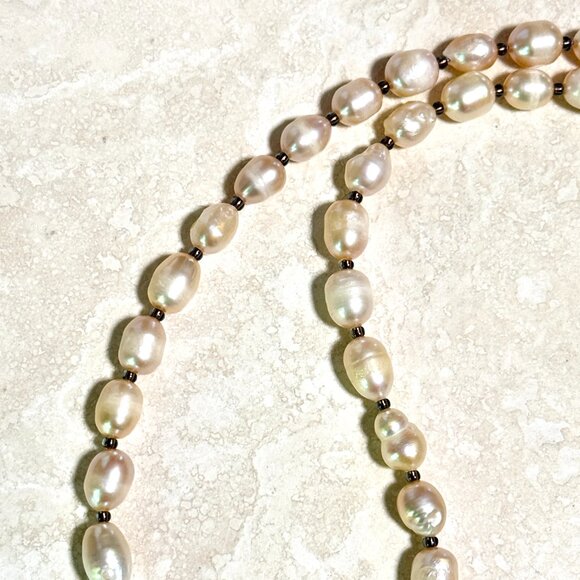 Genuine Pale Pink Freshwater Pearl Beaded Short Necklace - Picture 6 of 10